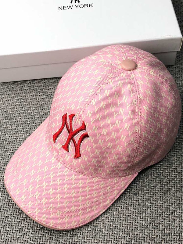 ブランド帽子正面デザイン